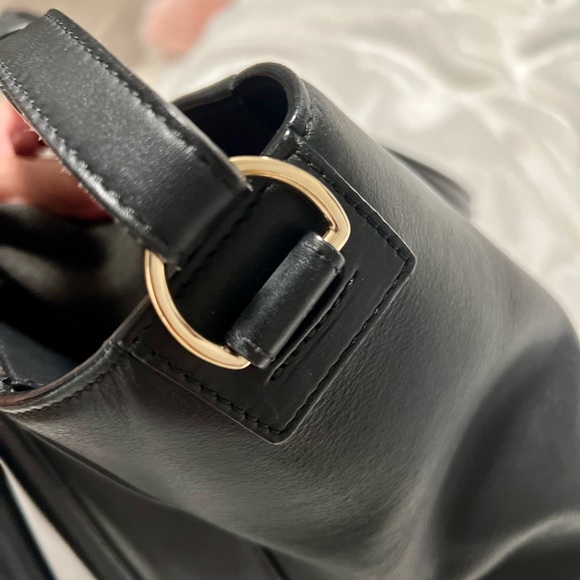 Givenchy Black Leather Tote - Picture 15 of 16